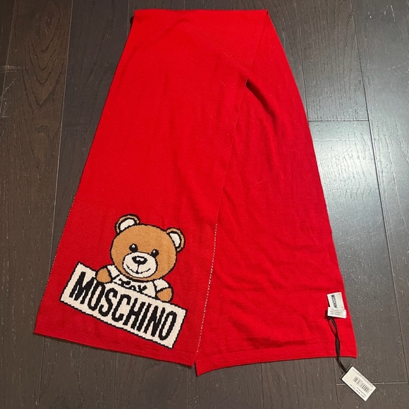 BNWT Moschino teddy bear red wool scarf M1857 unisex made in Italy - Picture 1 of 7